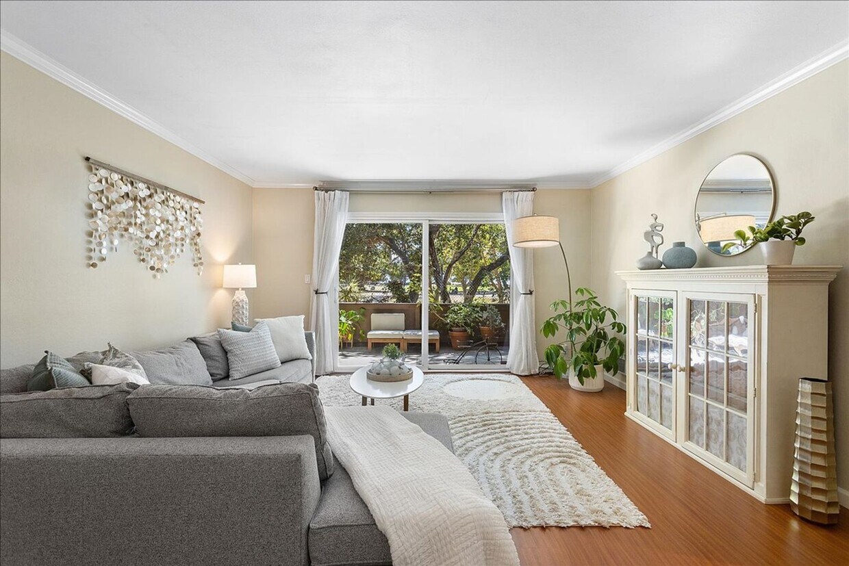Foto principal - 1311 Webster St