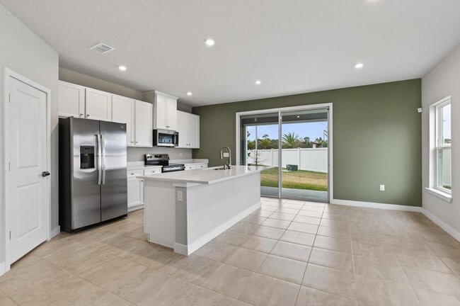 Building Photo - 20 Sabal Bnd