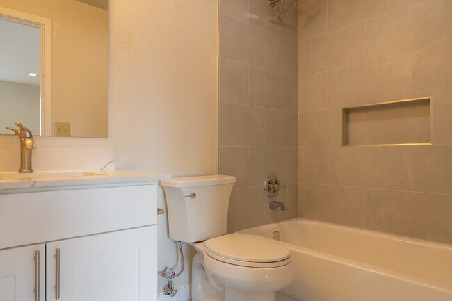 Foto del edificio - 21511 4th Ave W