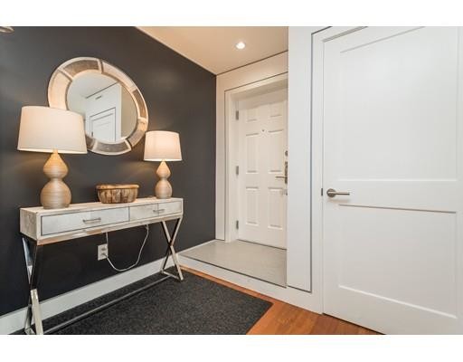 Foto del edificio - 206 W Brookline St