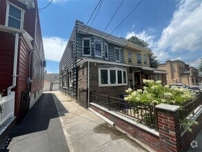 Building Photo - 58-30 69th Pl