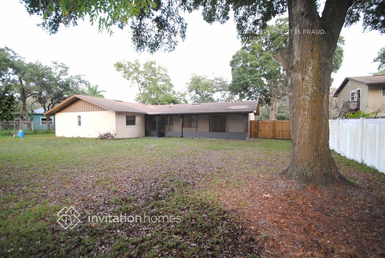 Foto del edificio - 1272 Balmy Beach Dr