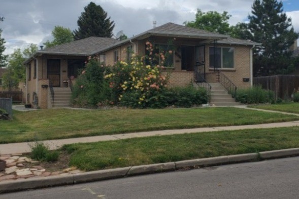 Building Photo - 2639 Yates St