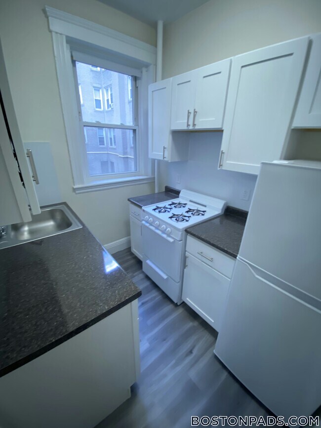 Foto del edificio - 1175 Boylston St