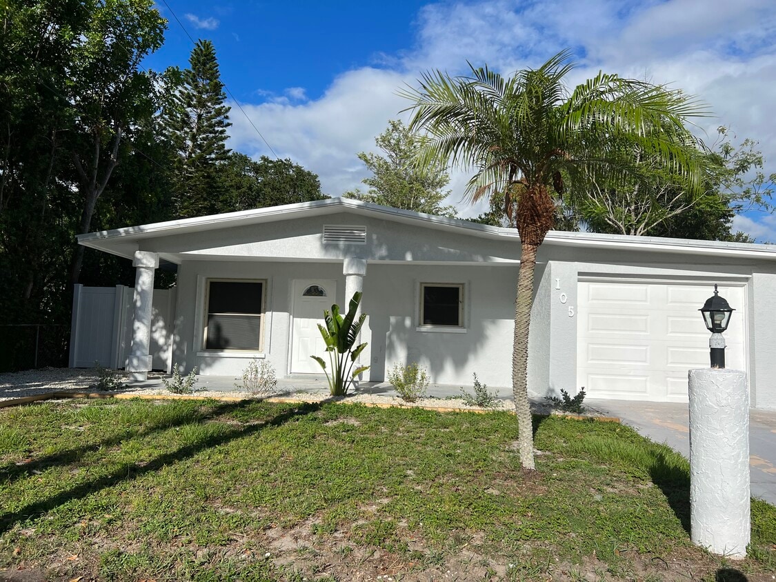 Photo - 105 20th St NE (Bradenton, FL)