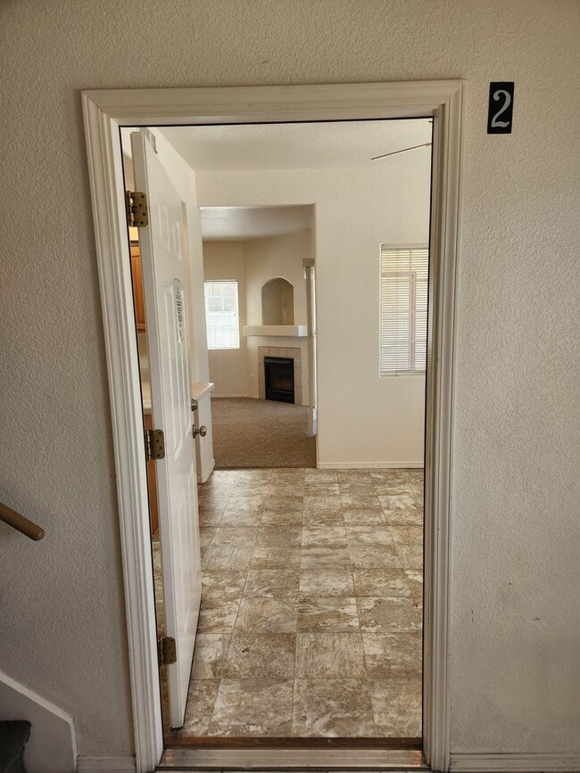 Foto del edificio - 2 Bed / 1 Bath in 4-Plex