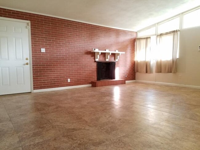 Building Photo - 8507 RED FIR DRIVE