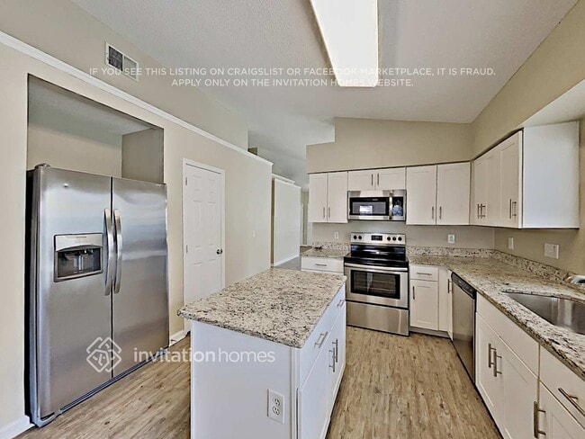 Building Photo - 3564 Moss Pointe Pl