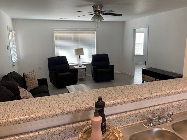Foto principal - 4210 Chisholm Rd