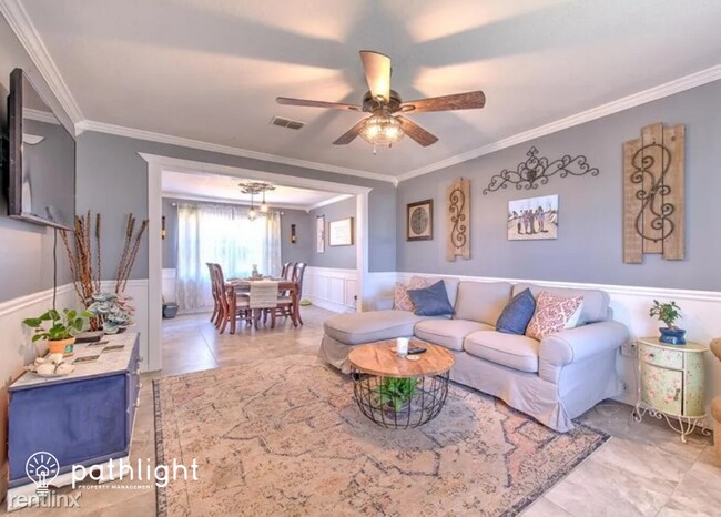 Foto del edificio - 4 br, 3 bath House - 14954 Sydney Road UNIT