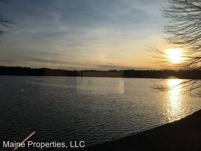 Building Photo - 2 br, 2 bath House - 1 Bonny Eagle Pond Road