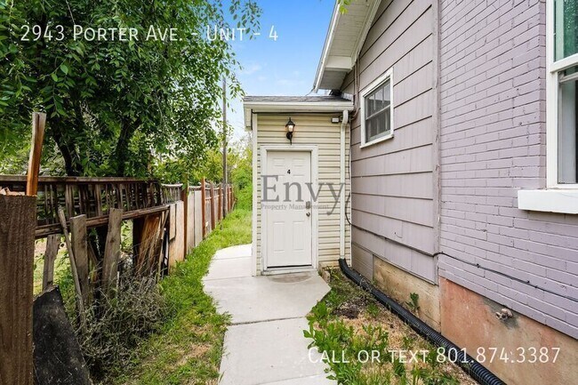 Foto del edificio - 2943 Porter Ave