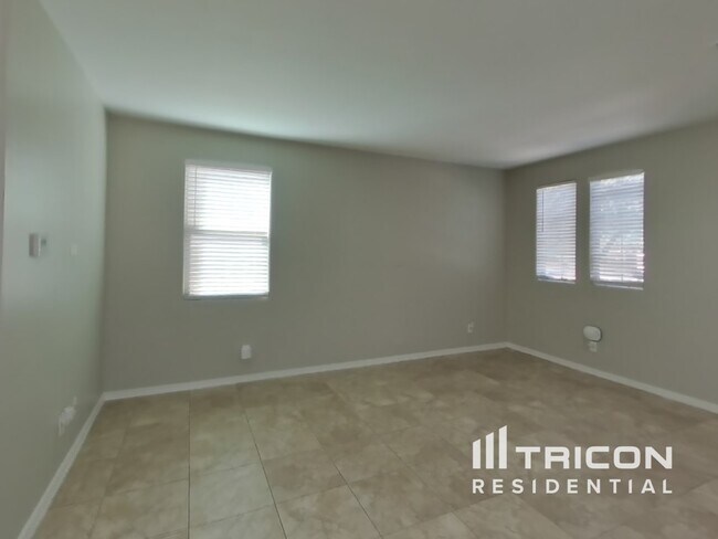 Foto del edificio - 429 N 119th Dr