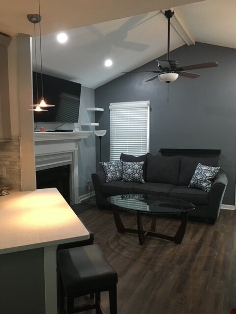 Living Room - 314 Washington St