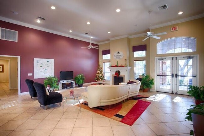 Building Photo - 2255 Braeswood Park Dr