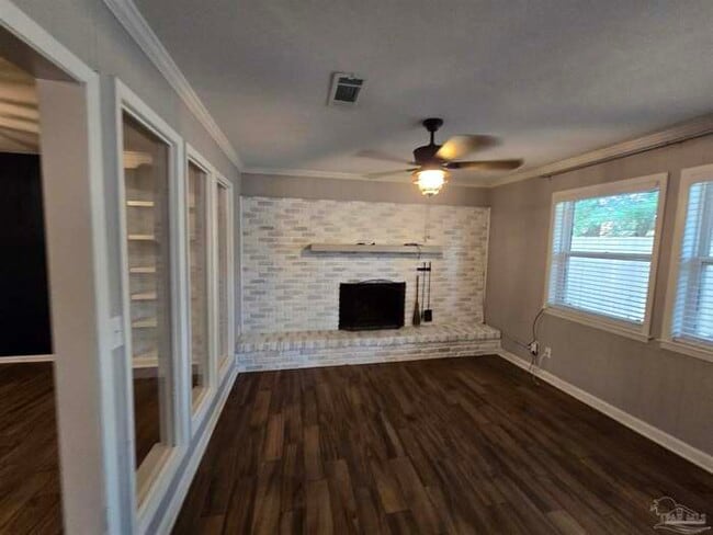 Foto del edificio - 3901 Croydon Rd