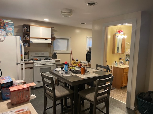 Building Photo - 204 Worth St