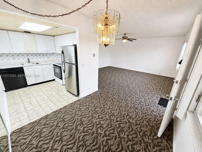Foto del edificio - 13250 SW 7th Ct