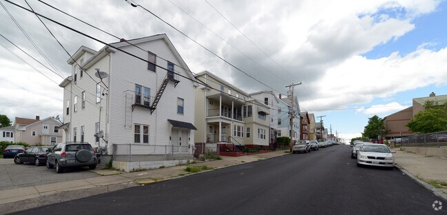 Building Photo - 173-175 Hedley Ave