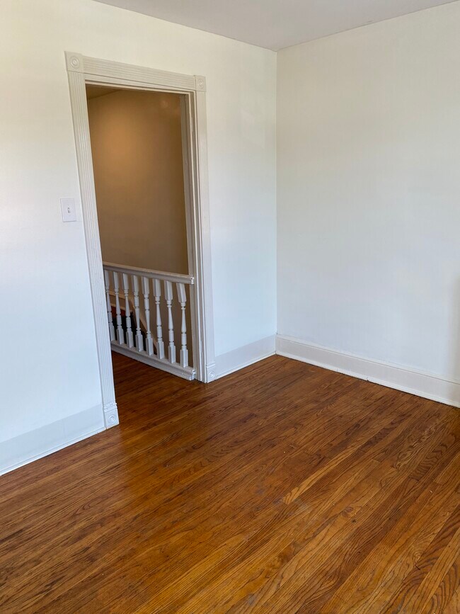¡Sala de estar - 3402 F St