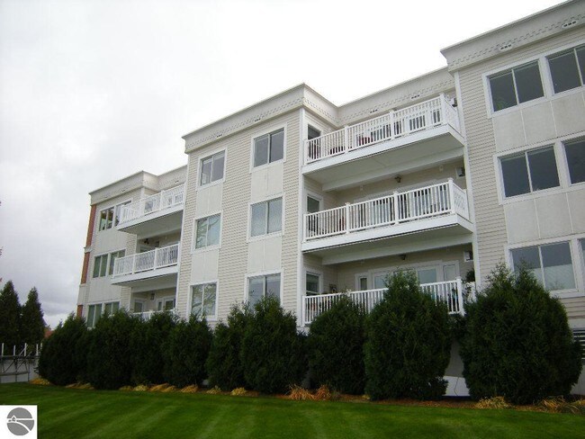 Building Photo - 5223 US-31