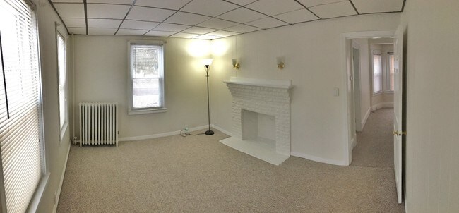 Foto del edificio - 279 N Bedford St