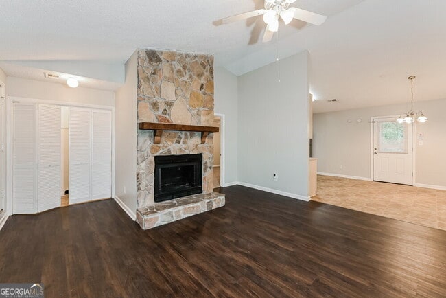 Building Photo - 5348 Kirk Dr