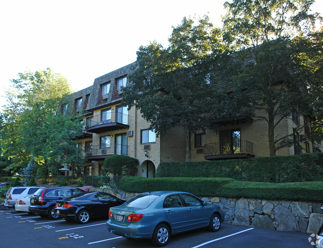 Foto del edificio - Scarsdale Woods