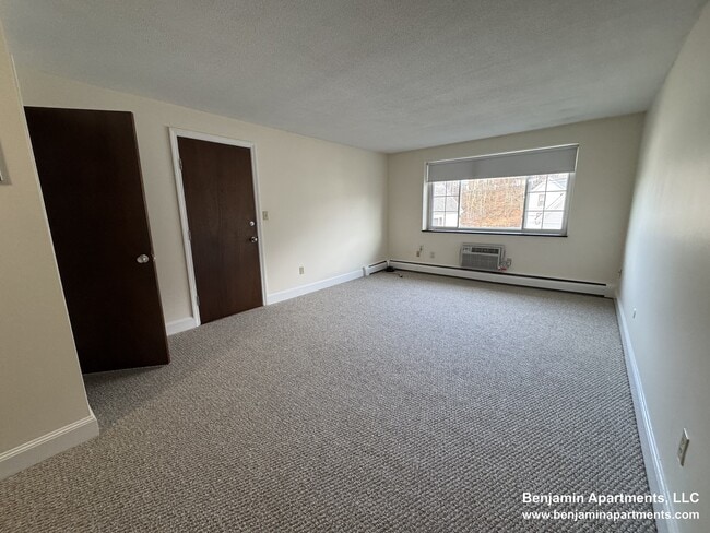 Building Photo - 1 Brattle Dr
