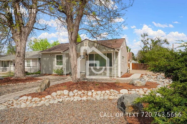 Photo - 1700 Willow St House