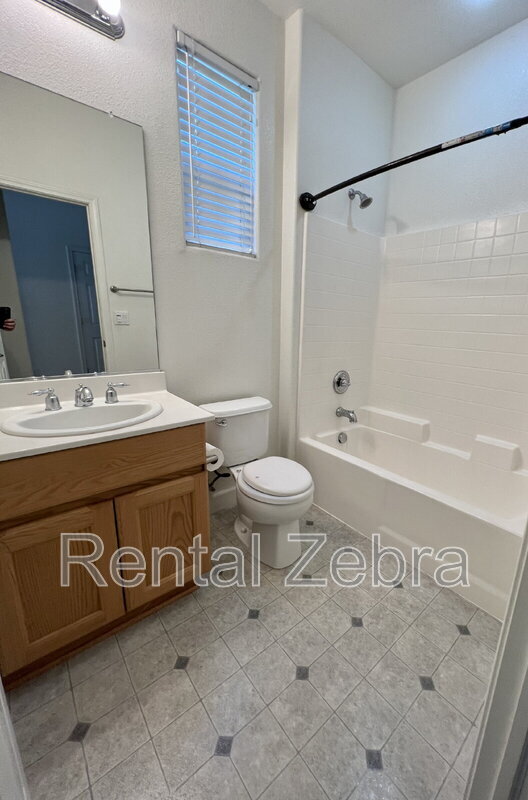 Photo - 459 Jacobs Dr House