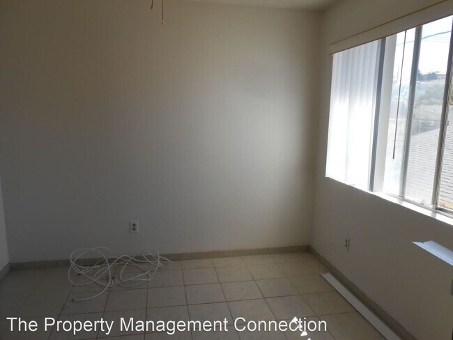 Foto del edificio - 1040 W 18th St