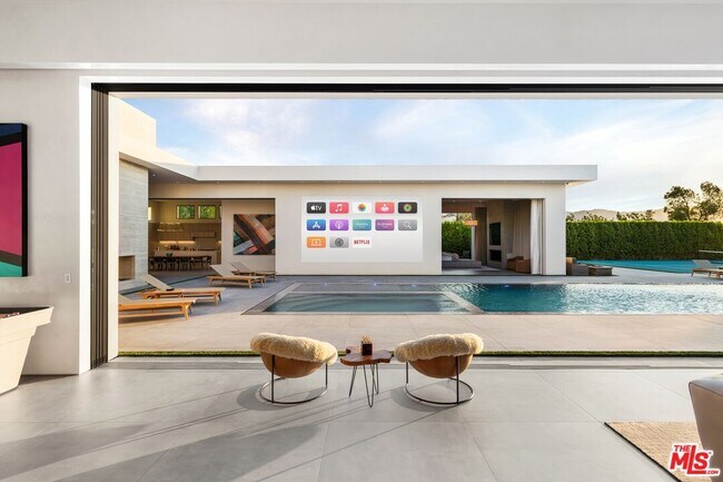 Foto del edificio - 52435 Ross Ave