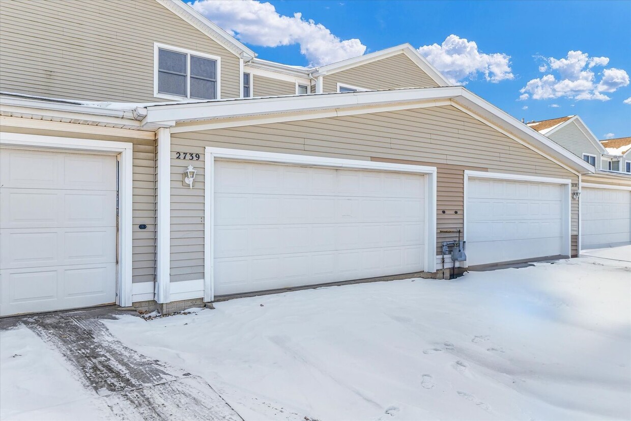 Foto principal - 2733 Rainbow Ave