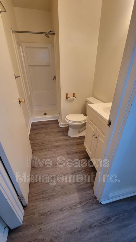 Building Photo - 55 S Union St
