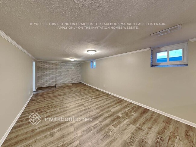 Foto del edificio - 2911 W 85th St