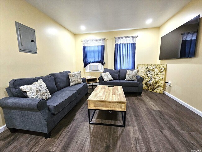Foto del edificio - 138-40 233rd St