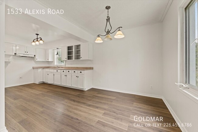 Building Photo - Large Family?  This is the home for you!  5 bedrooms above grade!