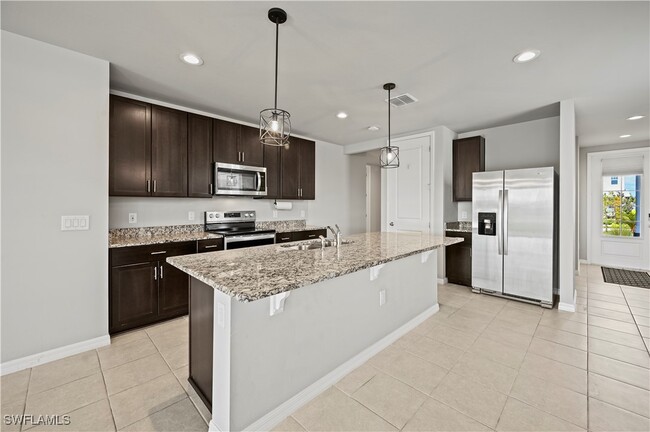 Foto del edificio - 43744 Cattleman Dr