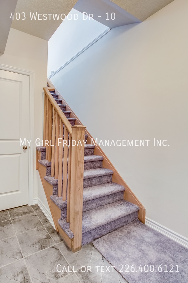 Building Photo - 403 Westwood Dr
