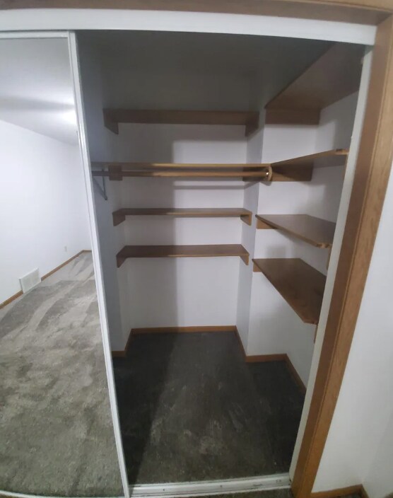 Foto del edificio - 912 Logan St