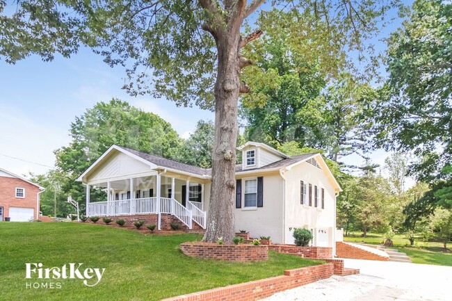 Foto del edificio - 6101 Bobbybrook Dr