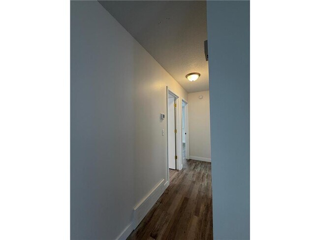 Foto del edificio - 16563 Fishing Ave