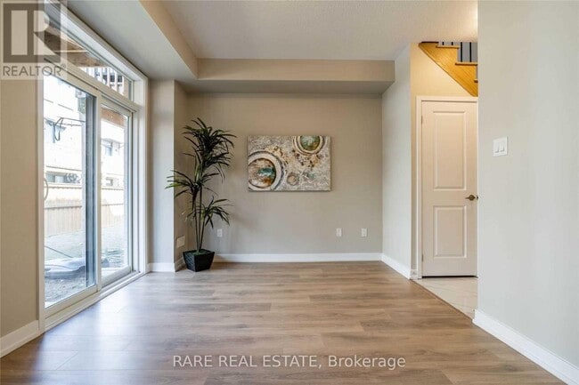 Building Photo - 217 Huguenot Rd