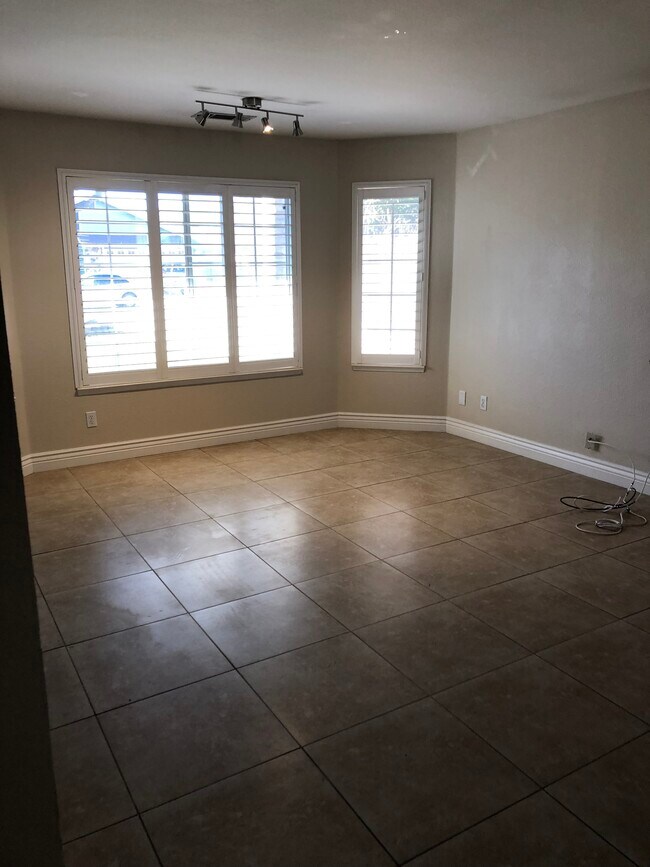 Sala de estar - 3912 Gagos Dr