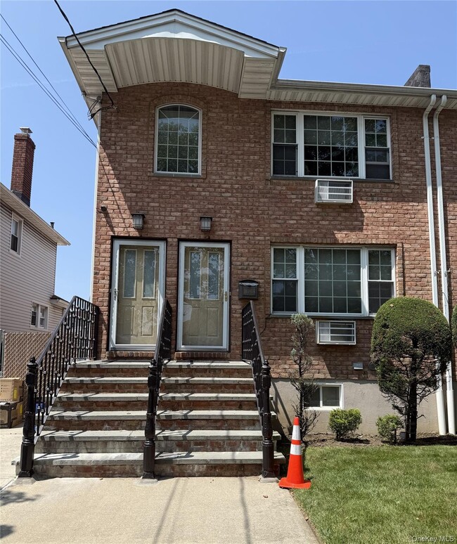 Building Photo - 140-08 243rd St