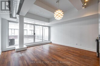 Building Photo - 233 Carlaw Ave