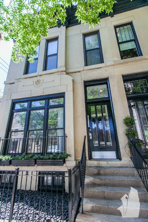 Foto principal - 53 W Burton Pl
