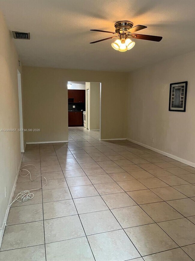 Building Photo - 7721 SW 10th Ct