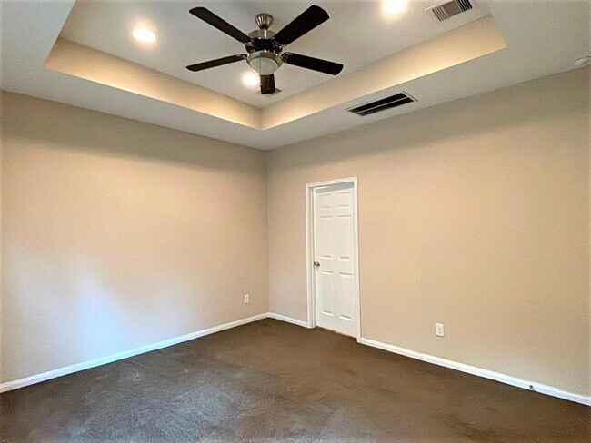 Building Photo - 21526 Little Wolf Dr